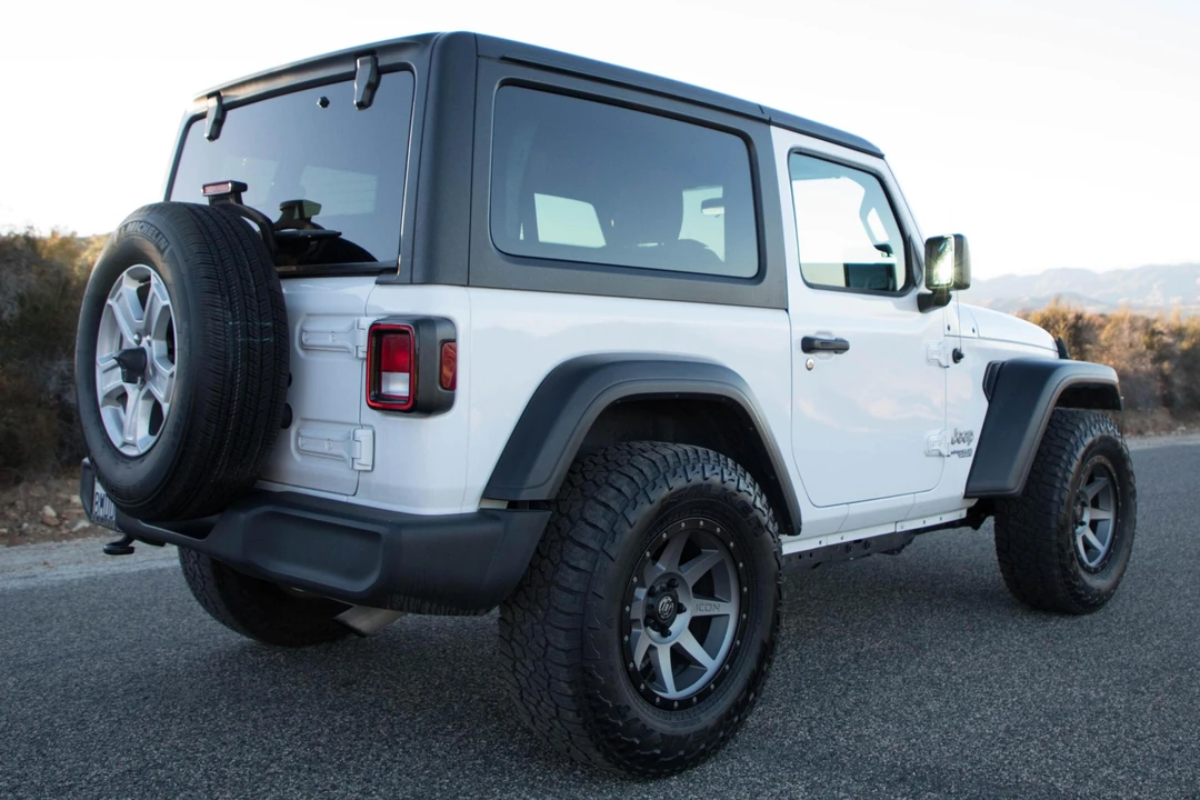 2019 Jeep JL Wrangler - Image 4 of 31