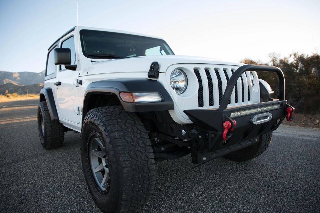 2019 Jeep JL Wrangler - Image 17 of 31