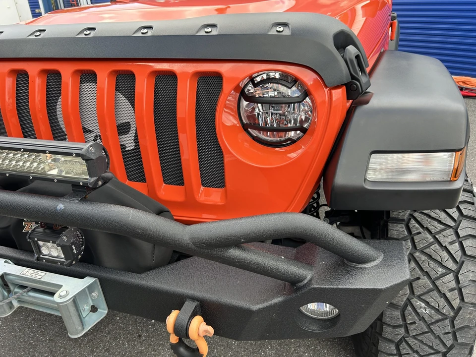 2019 Jeep JL Wrangler - Image 16 of 31