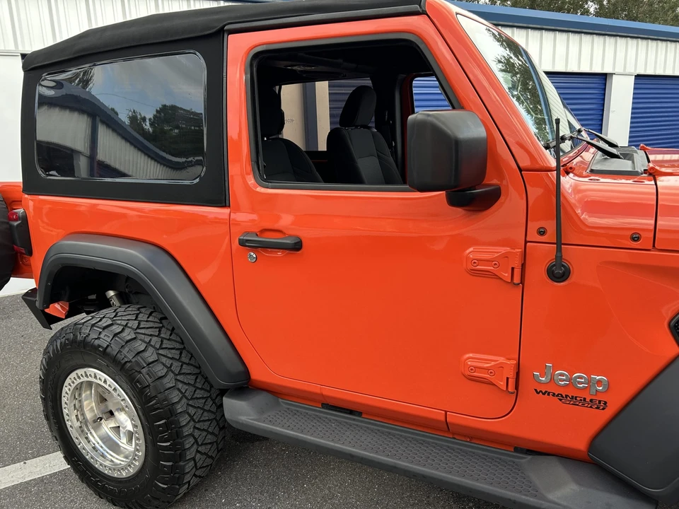 2019 Jeep JL Wrangler - Image 24 of 31