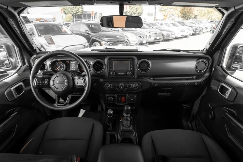 2019 Jeep JL Wrangler - Image 18 of 18