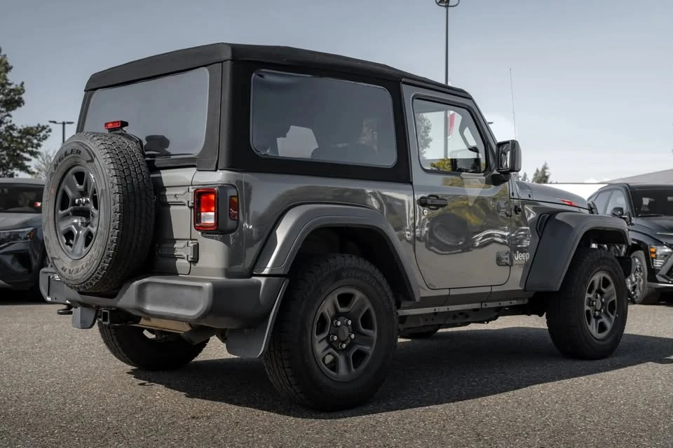 2019 Jeep JL Wrangler - Image 7 of 18