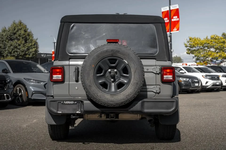 2019 Jeep JL Wrangler - Image 6 of 18