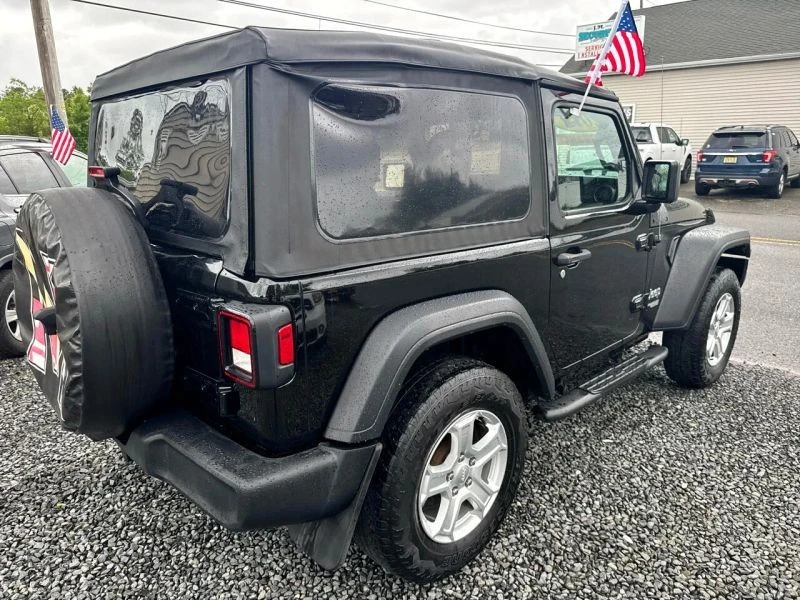 2019 Jeep JL Wrangler - Image 5 of 12