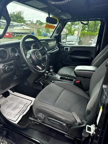 2019 Jeep JL Wrangler - Image 9 of 12