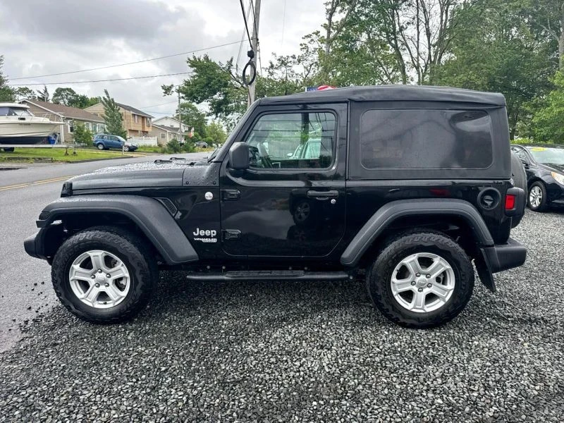 2019 Jeep JL Wrangler - Image 2 of 12