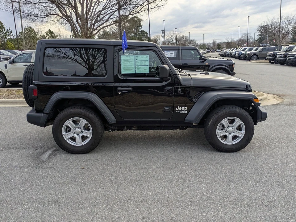 2019 Jeep JL Wrangler - Image 3 of 12