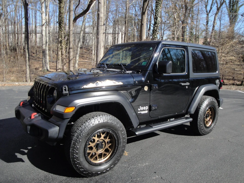 2019 Jeep JL Wrangler - Image 4 of 31