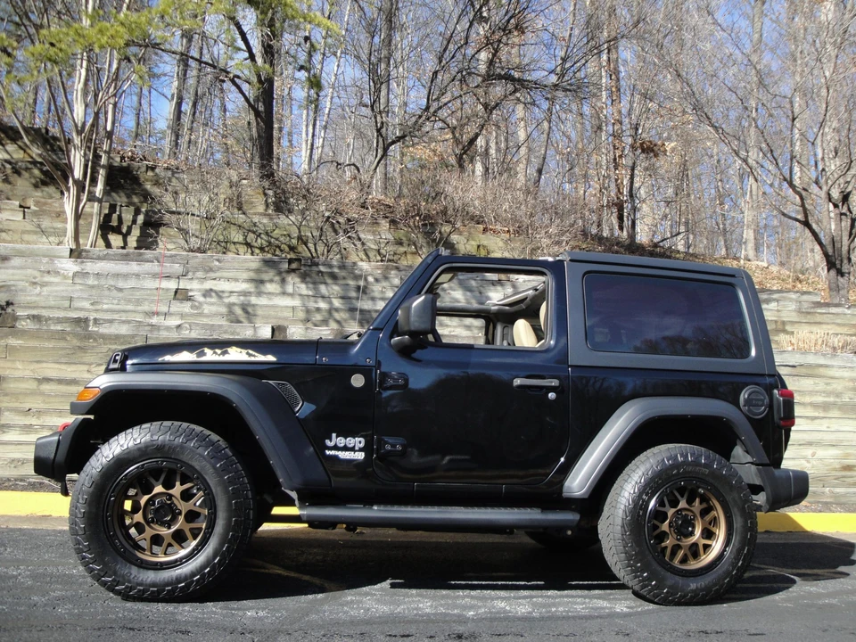 2019 Jeep JL Wrangler - Image 25 of 31