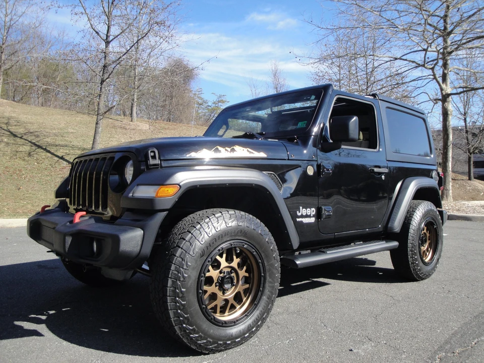 2019 Jeep JL Wrangler - Image 22 of 31