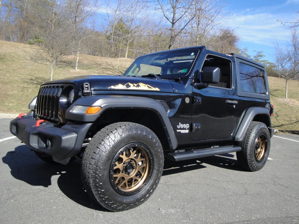 2019 Jeep JL Wrangler - Image 23 of 31