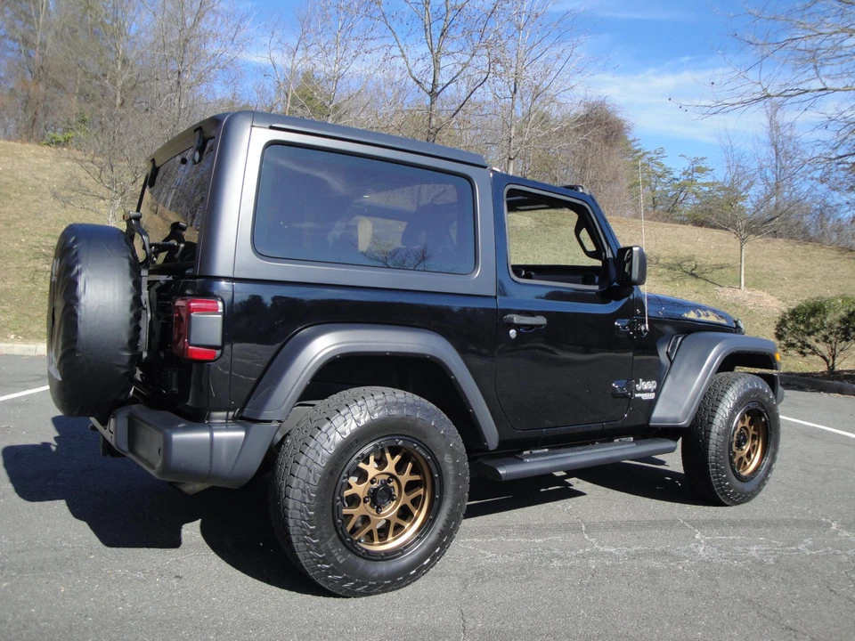 2019 Jeep JL Wrangler - Image 28 of 31