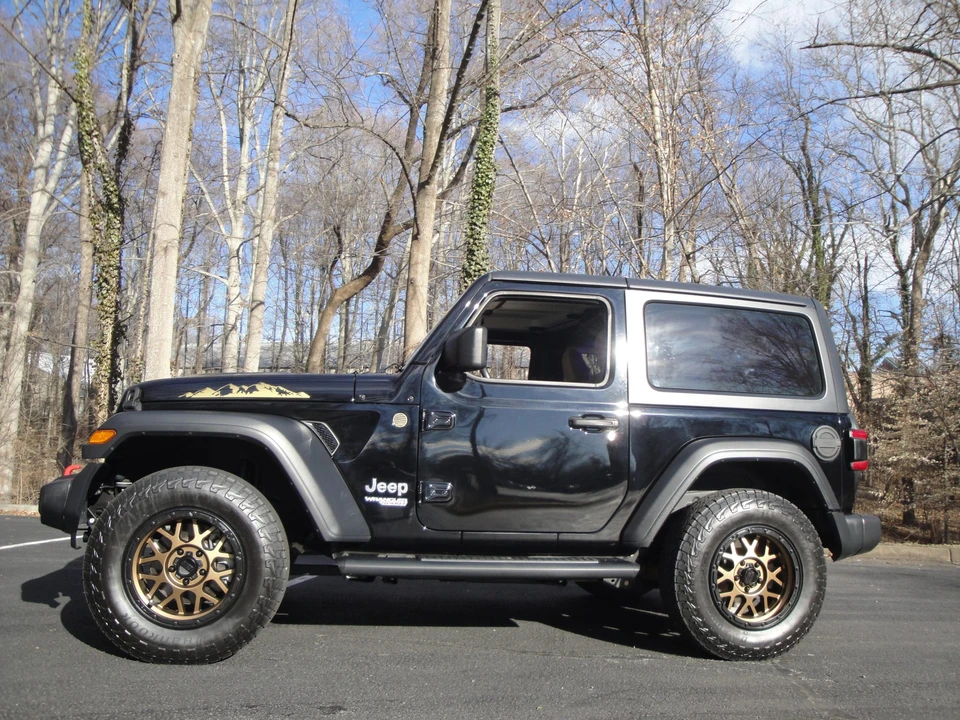 2019 Jeep JL Wrangler - Image 8 of 31