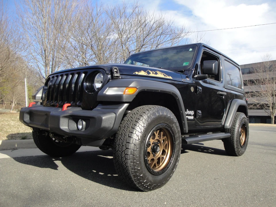 2019 Jeep JL Wrangler - Image 2 of 31