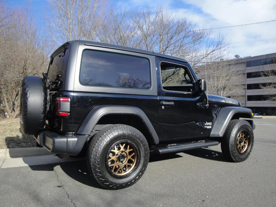 2019 Jeep JL Wrangler - Image 13 of 31