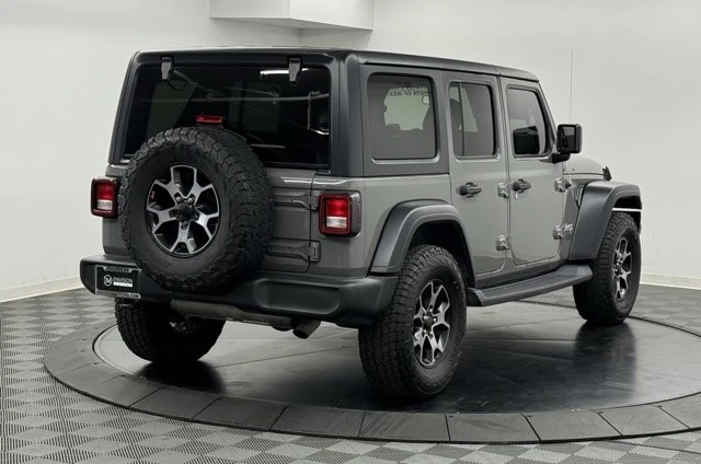 2019 Jeep JL Wrangler - Image 6 of 12
