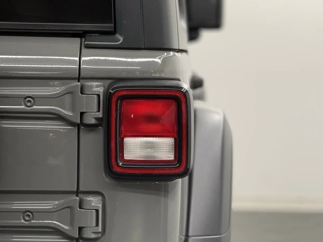 2019 Jeep JL Wrangler - Image 7 of 12
