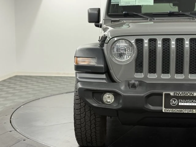 2019 Jeep JL Wrangler - Image 4 of 12