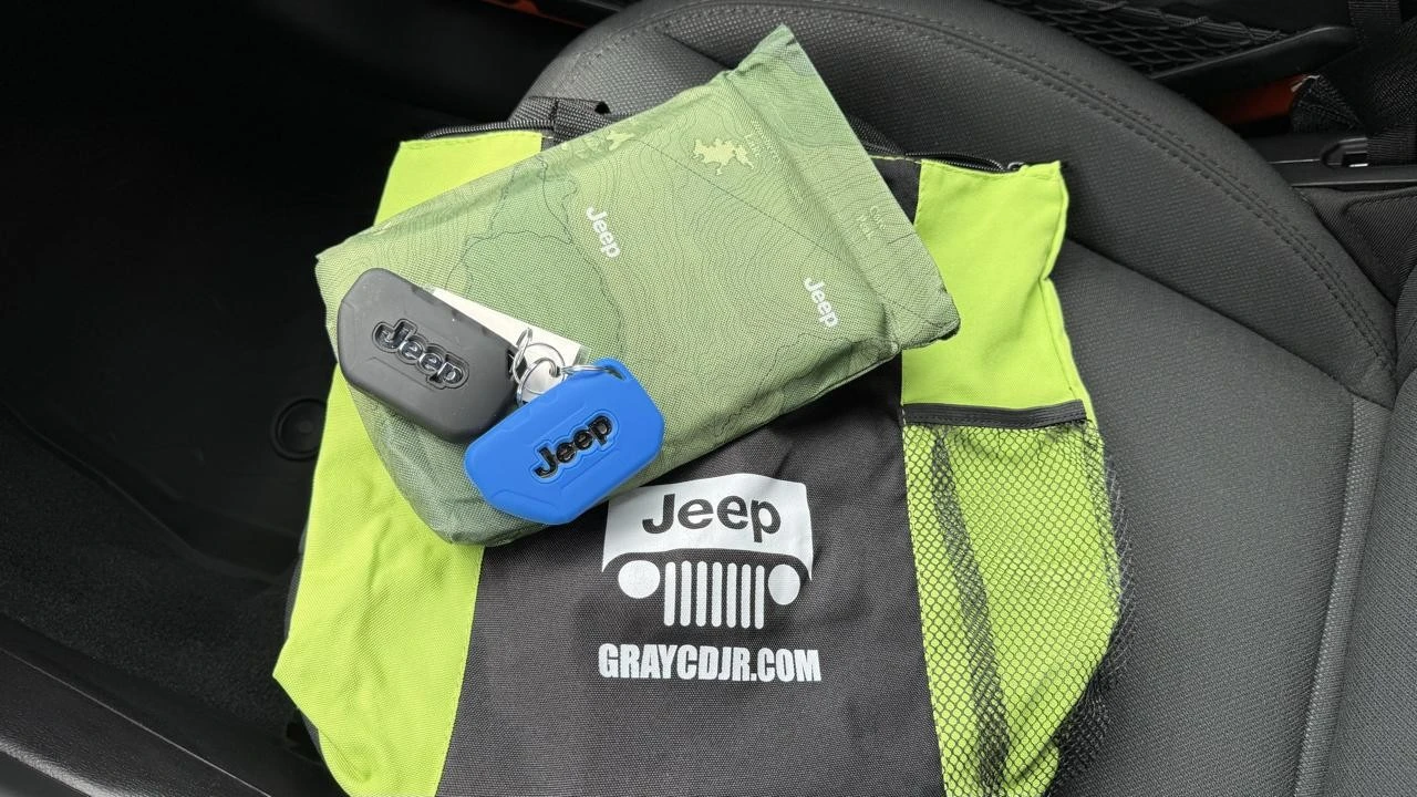 2019 Jeep JL Wrangler - Image 17 of 31