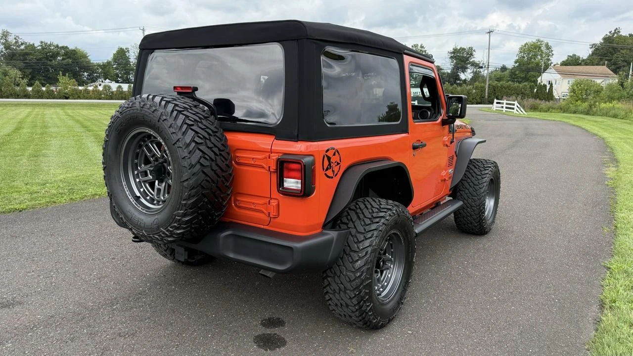 2019 Jeep JL Wrangler - Image 5 of 31