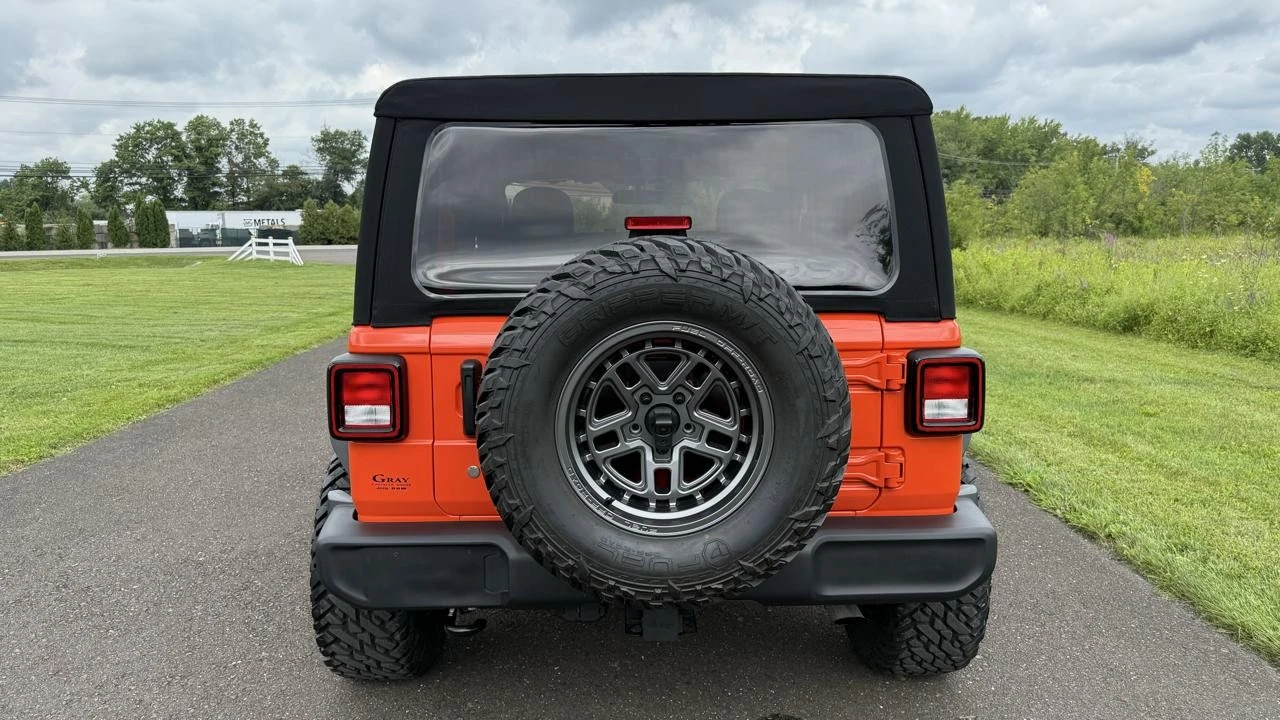 2019 Jeep JL Wrangler - Image 7 of 31