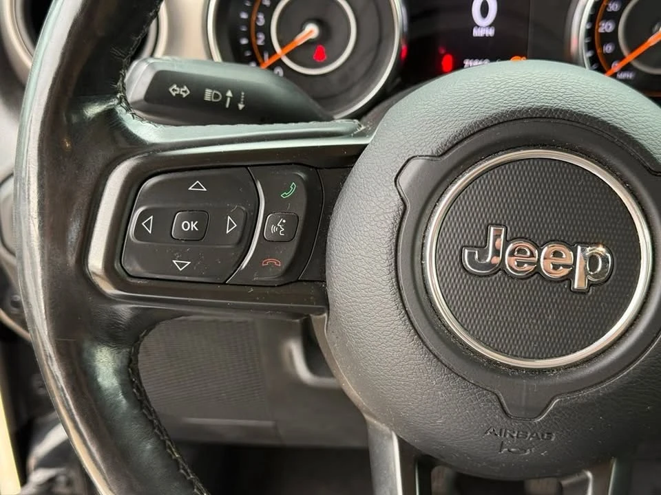 2019 Jeep JL Wrangler - Image 15 of 20