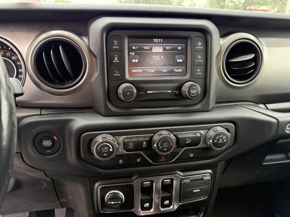 2019 Jeep JL Wrangler - Image 19 of 20