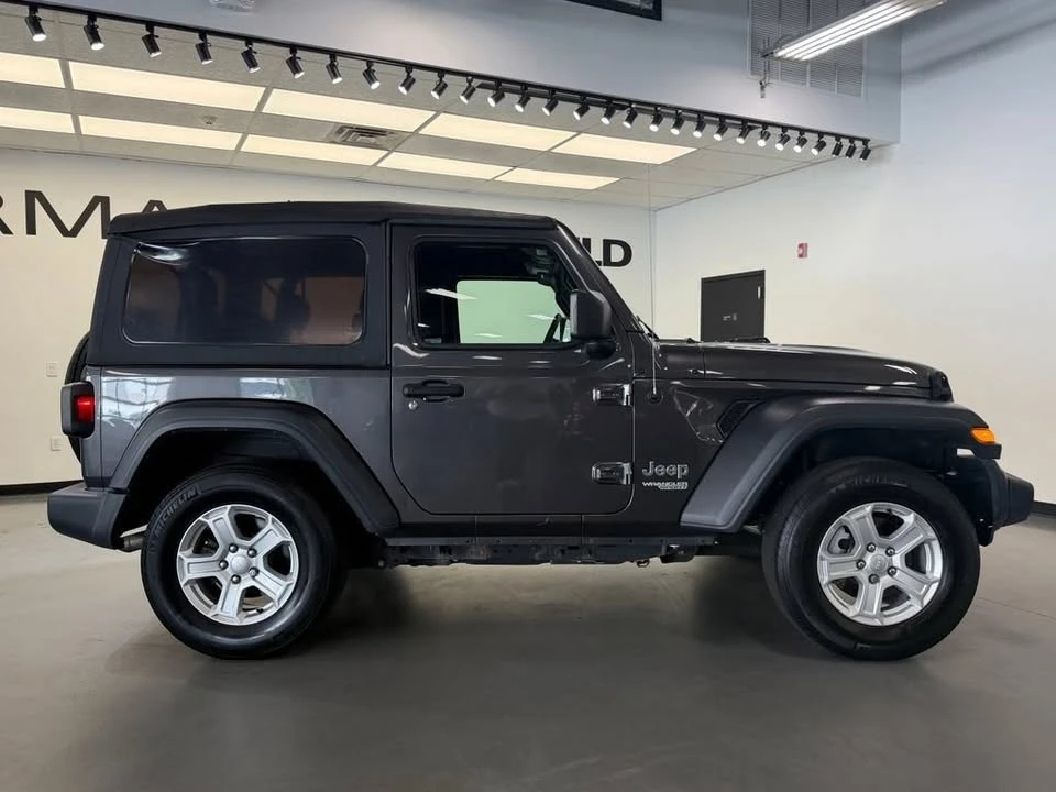 2019 Jeep JL Wrangler - Image 8 of 20