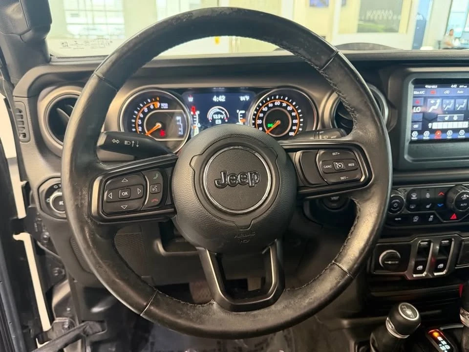 2019 Jeep JL Wrangler - Image 12 of 20