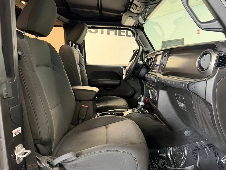 2019 Jeep JL Wrangler - Image 16 of 20