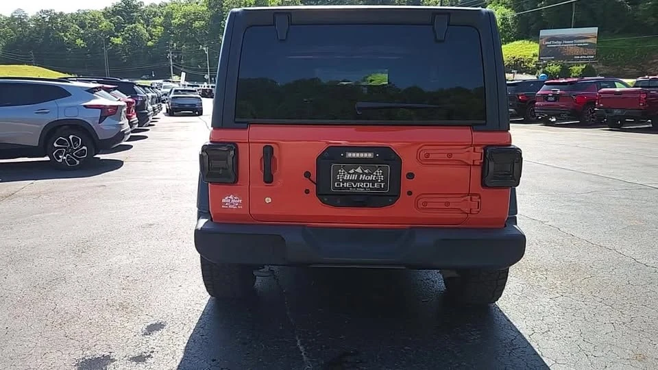 2019 Jeep JL Wrangler - Image 5 of 20