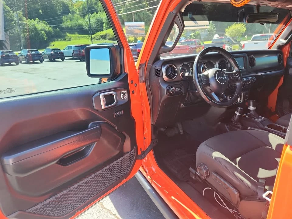 2019 Jeep JL Wrangler - Image 18 of 20