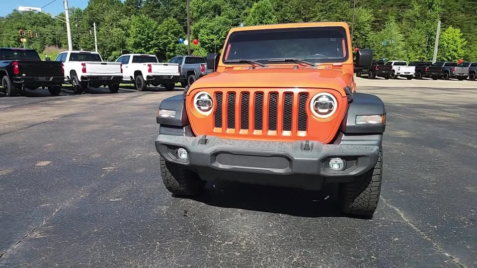 2019 Jeep JL Wrangler - Image 15 of 20