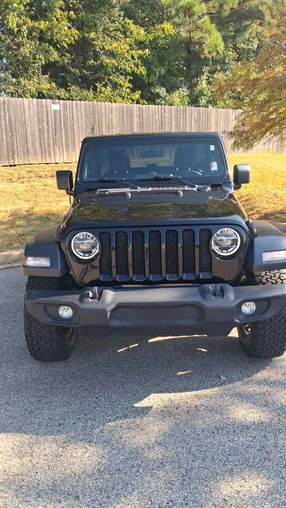 2019 Jeep JL Wrangler - Image 4 of 11