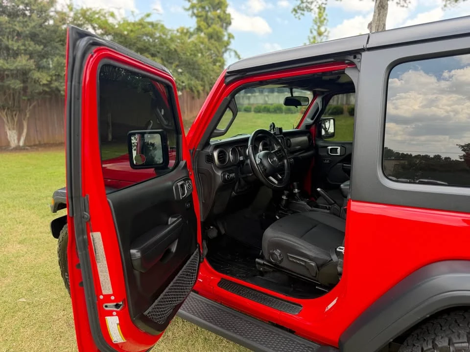 2019 Jeep JL Wrangler - Image 13 of 19