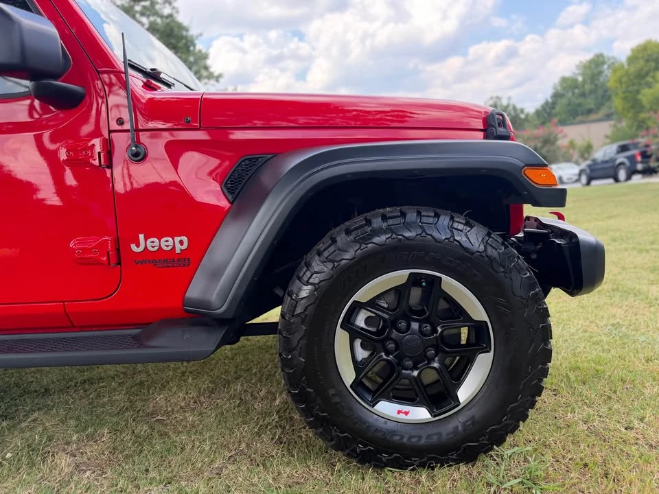 2019 Jeep JL Wrangler - Image 12 of 19