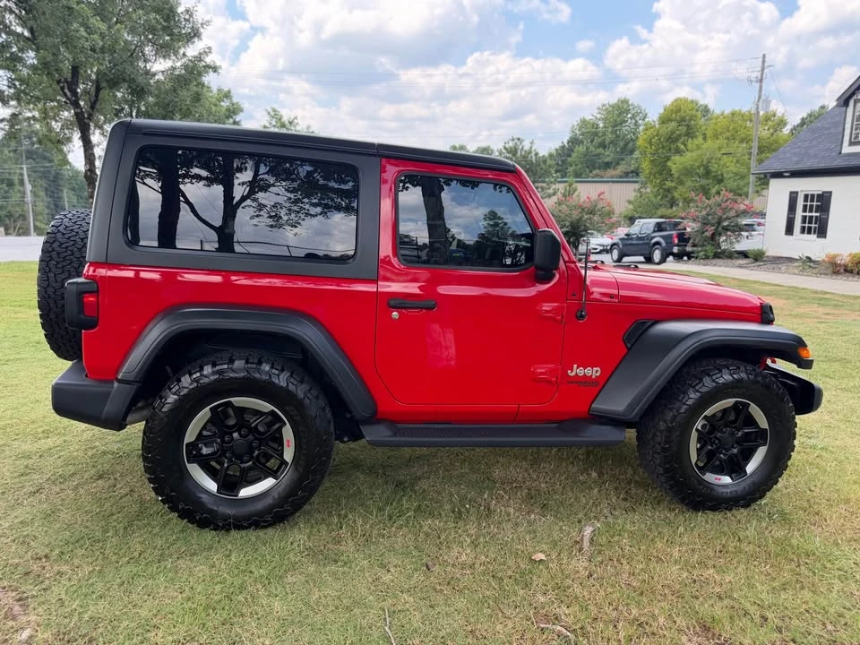 2019 Jeep JL Wrangler - Image 7 of 19