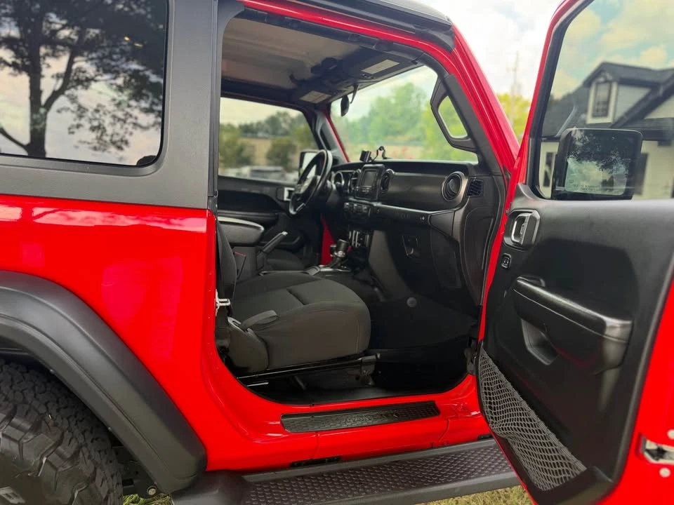 2019 Jeep JL Wrangler - Image 9 of 19