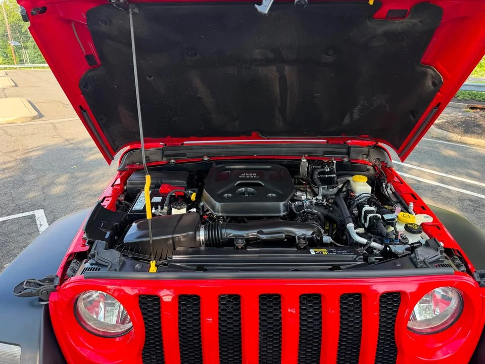 2019 Jeep JL Wrangler - Image 7 of 12