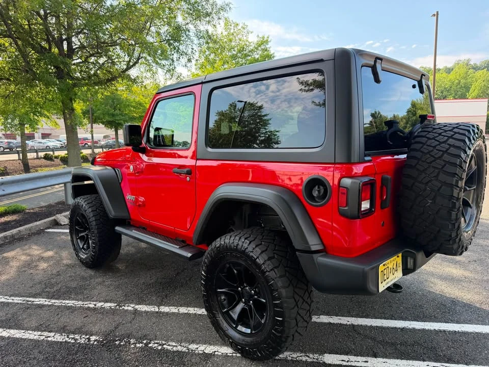 2019 Jeep JL Wrangler - Image 4 of 12