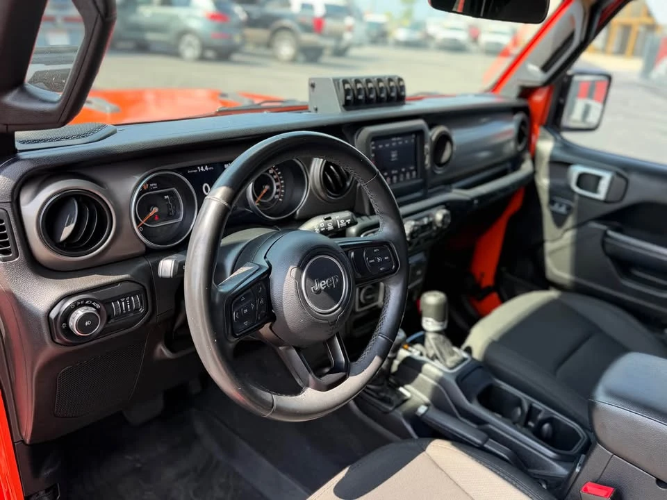 2019 Jeep JL Wrangler - Image 7 of 10