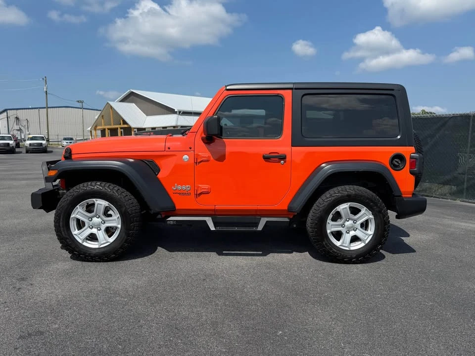 2019 Jeep JL Wrangler - Image 6 of 10