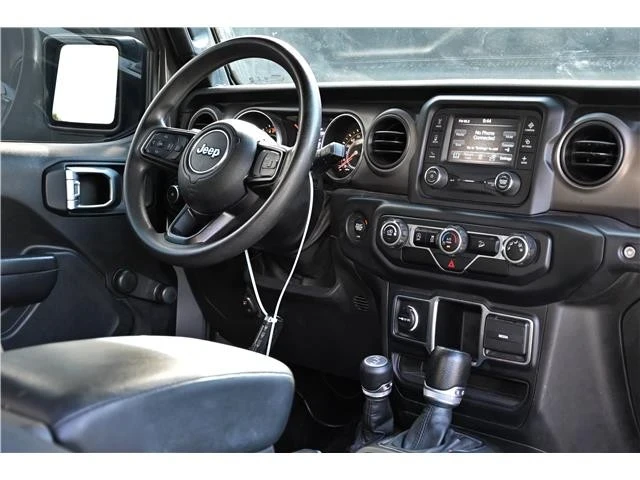 2019 Jeep JL Wrangler - Image 17 of 21