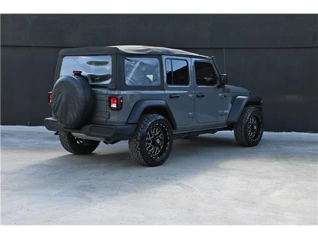 2019 Jeep JL Wrangler - Image 8 of 21