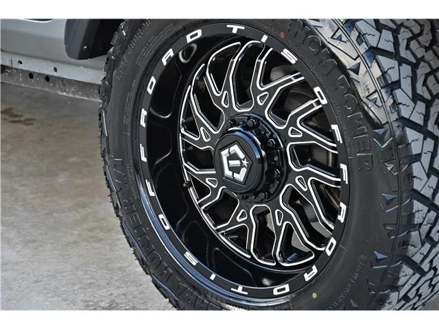 2019 Jeep JL Wrangler - Image 14 of 21