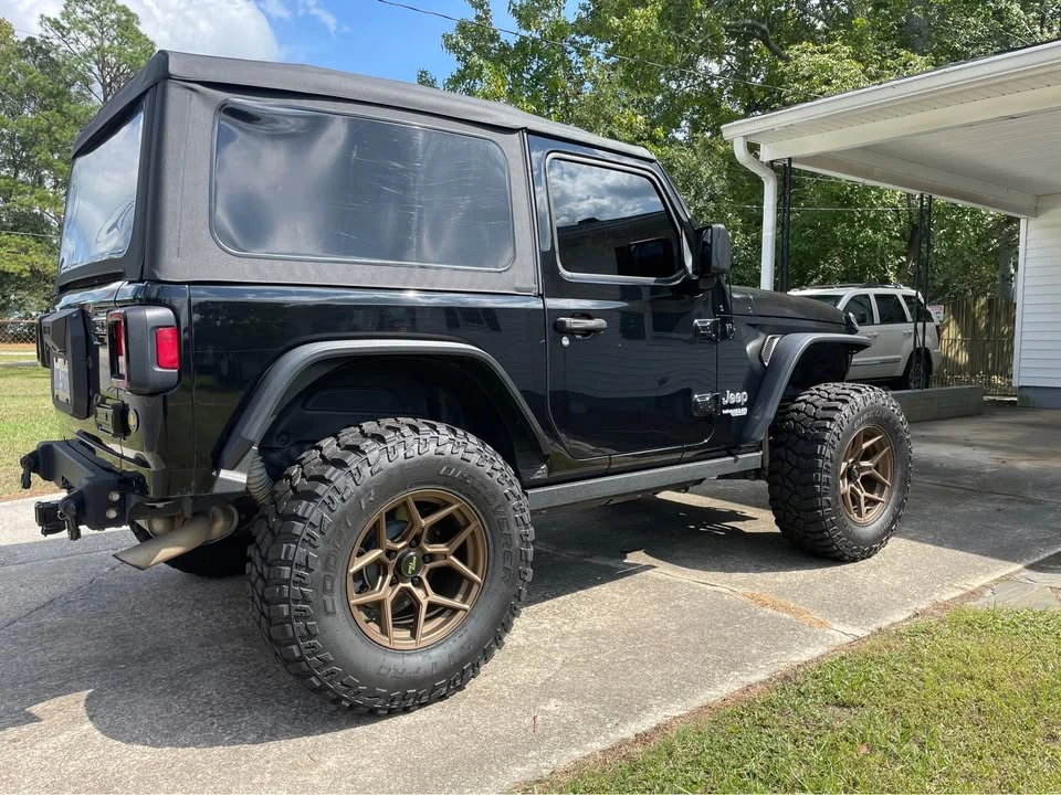 2019 Jeep JL Wrangler - Image 7 of 11