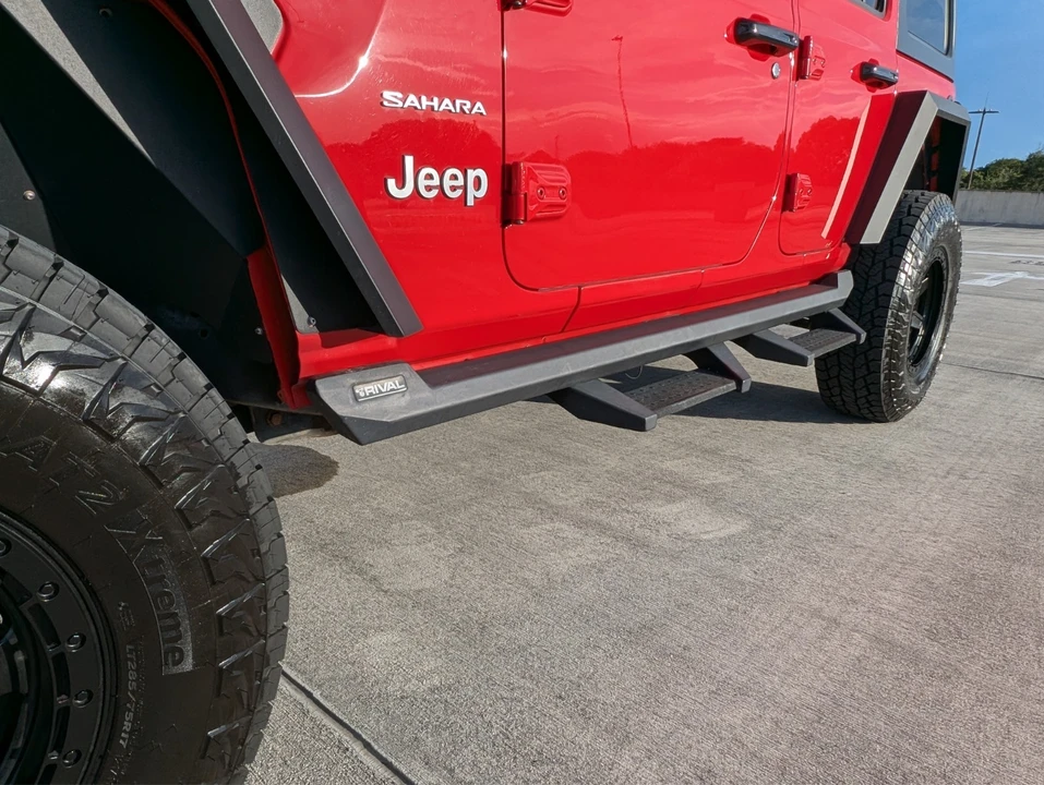 2019 Jeep JL Wrangler - Image 18 of 31