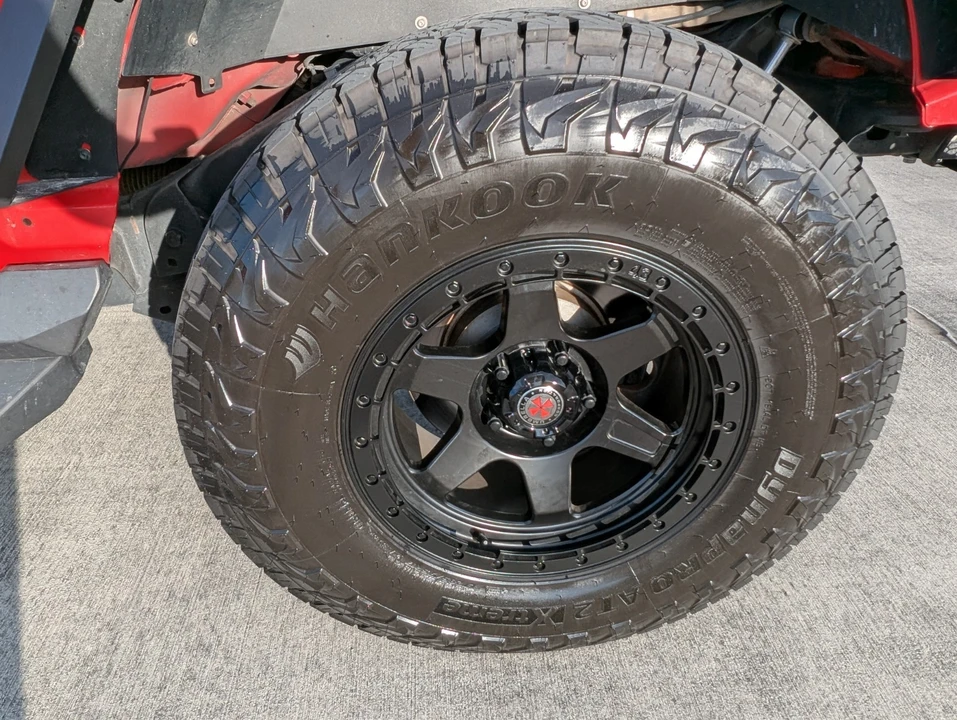2019 Jeep JL Wrangler - Image 25 of 31
