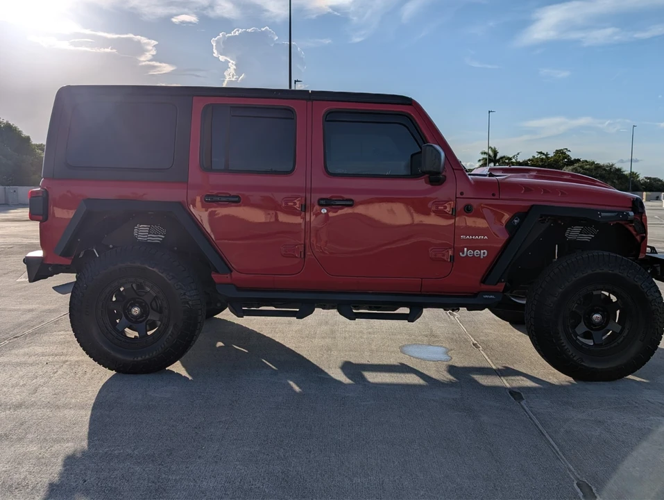 2019 Jeep JL Wrangler - Image 11 of 31