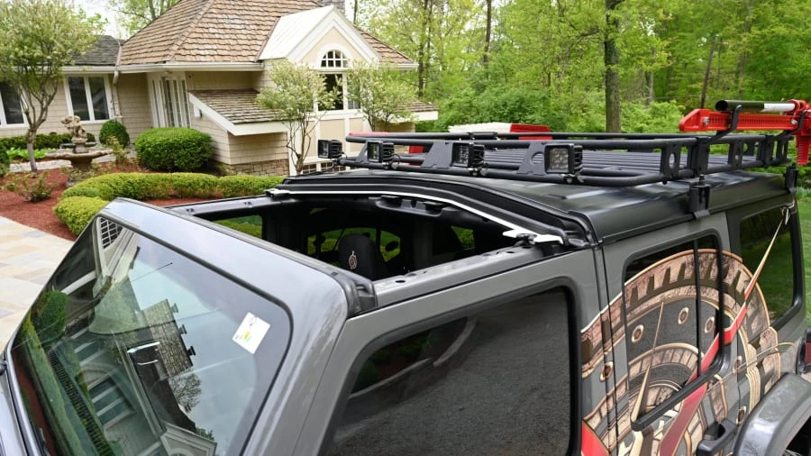 2019 Jeep JL Wrangler - Image 8 of 12